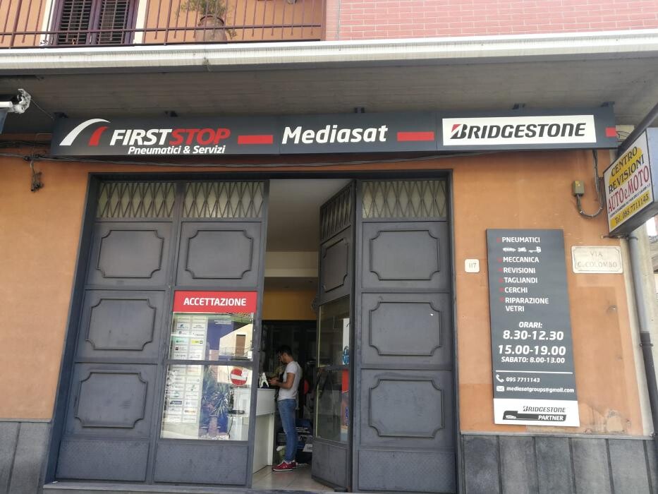 Images Mediasat Srl - Centro First Stop