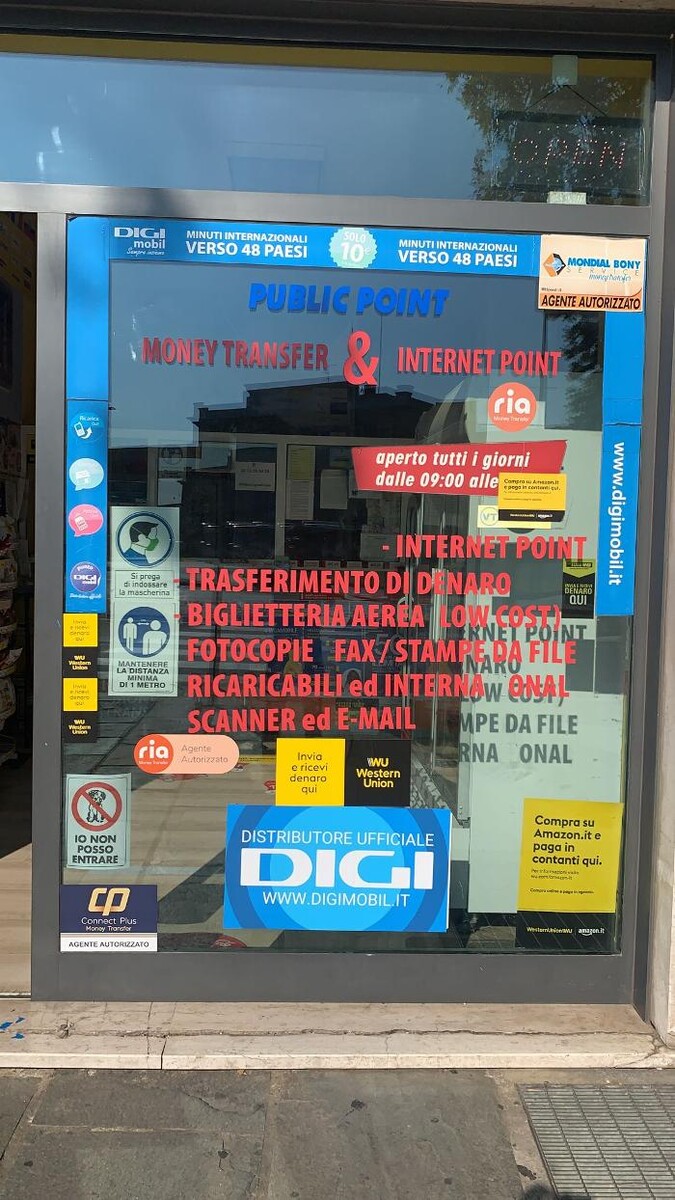 Images Luggage Storage Piacenza Train Station - Radical Storage