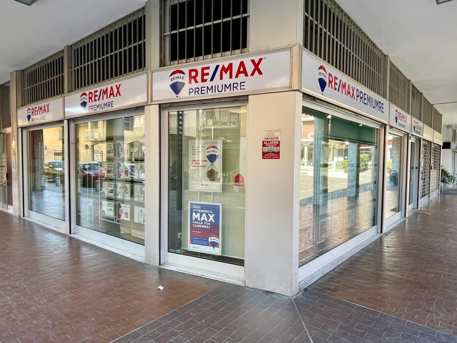 Images RE/MAX PremiumRE