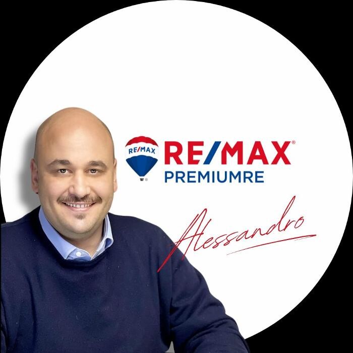 Images RE/MAX PremiumRE