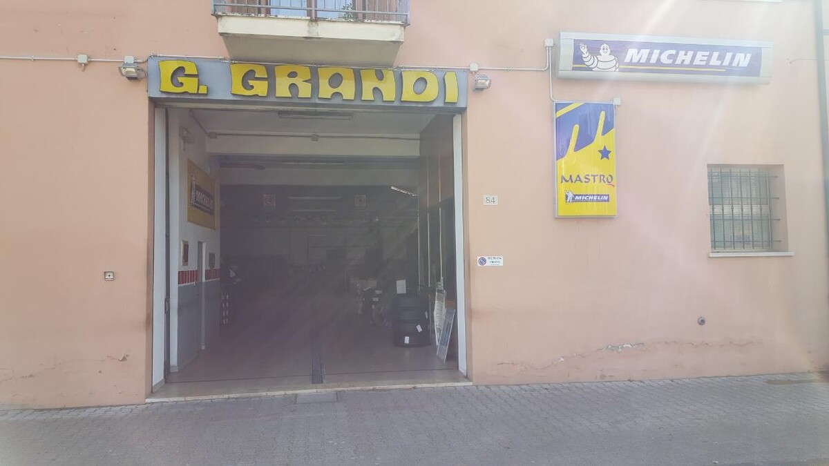 Images G.Grandi di Grandi Paolo - Mastro Michelin