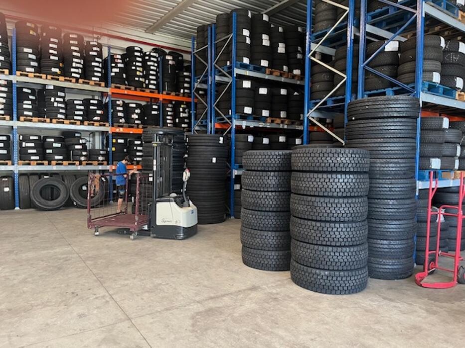 Images Z.E. Pneumatici Srl - Mastro Michelin