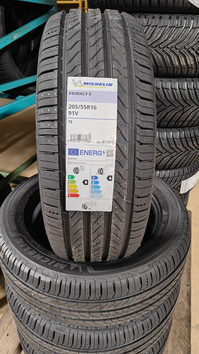 Images Euromaster C.S.P. Pneumatici