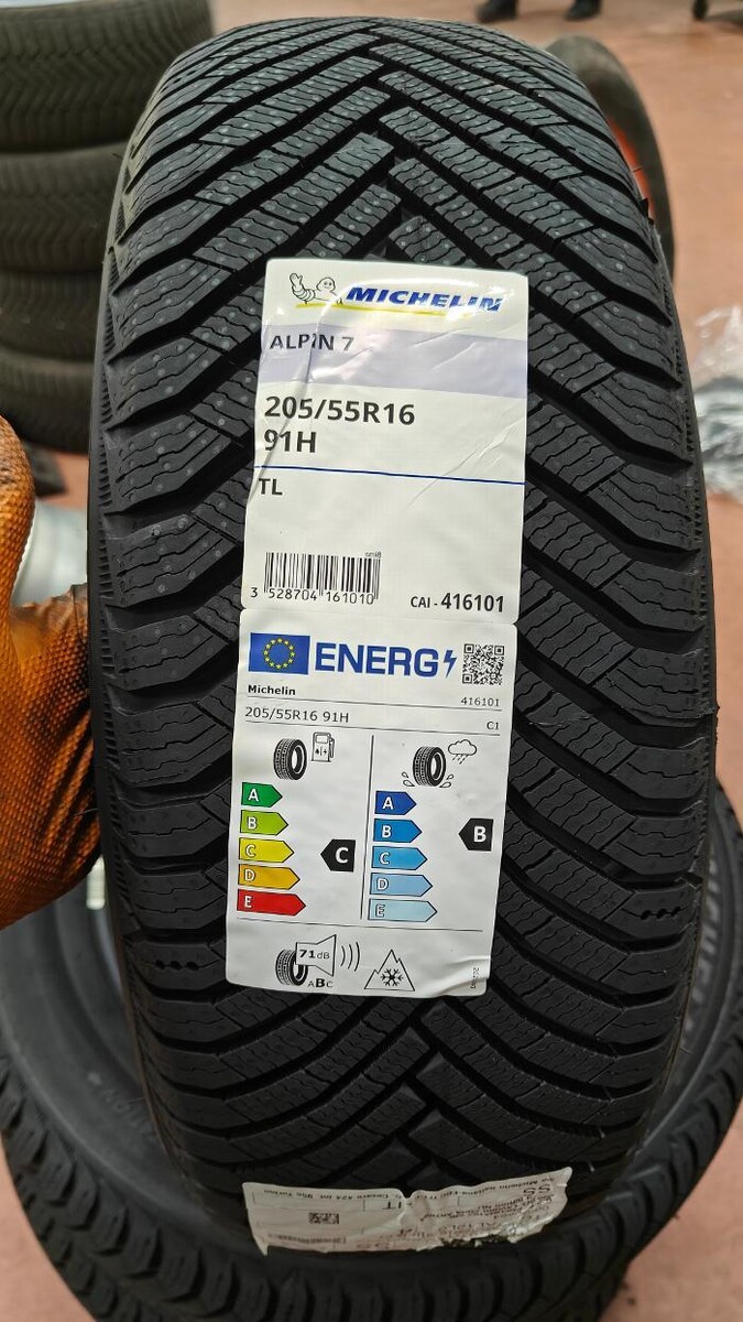 Images Euromaster C.S.P. Pneumatici