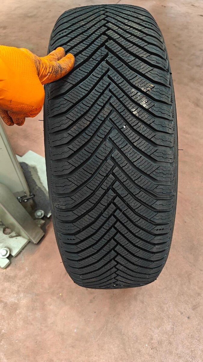 Images Euromaster C.S.P. Pneumatici