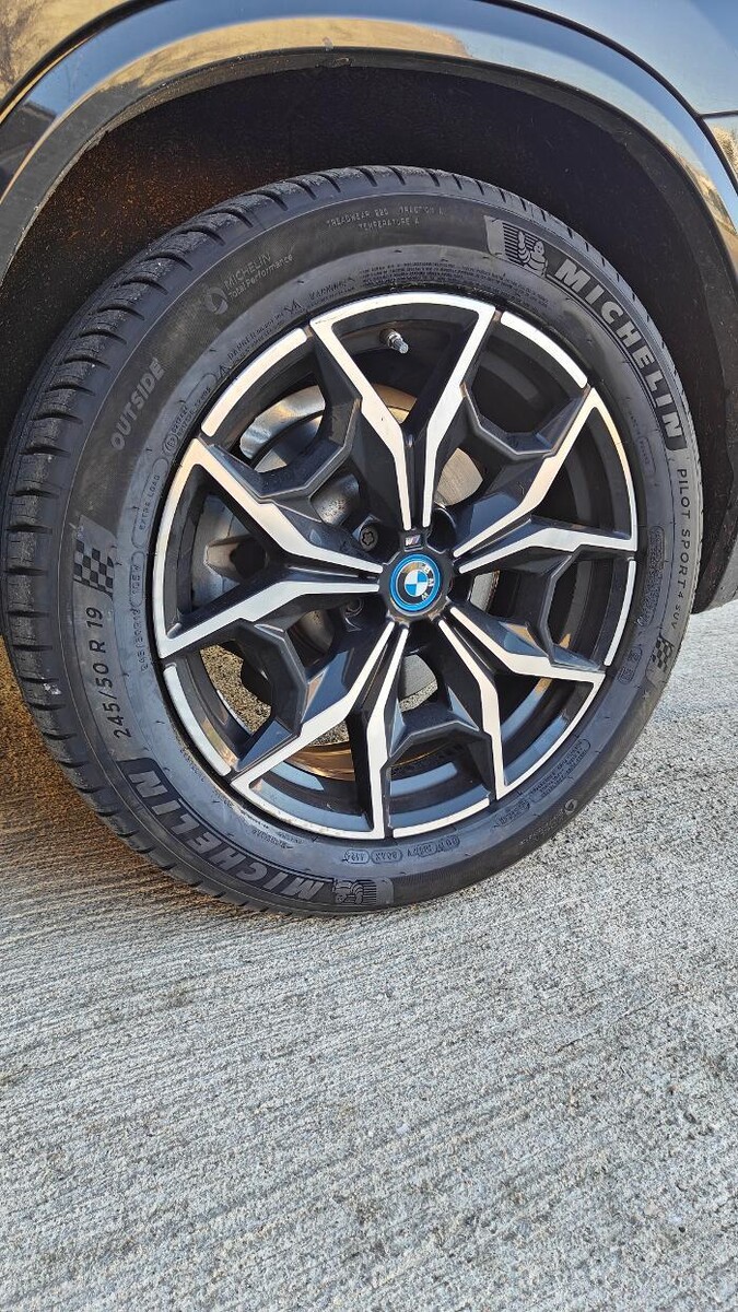 Images Euromaster C.S.P. Pneumatici