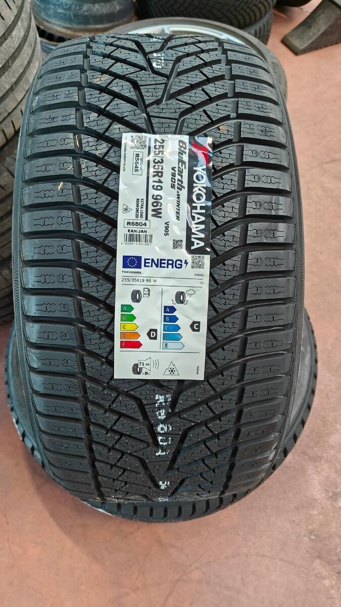 Images Euromaster C.S.P. Pneumatici