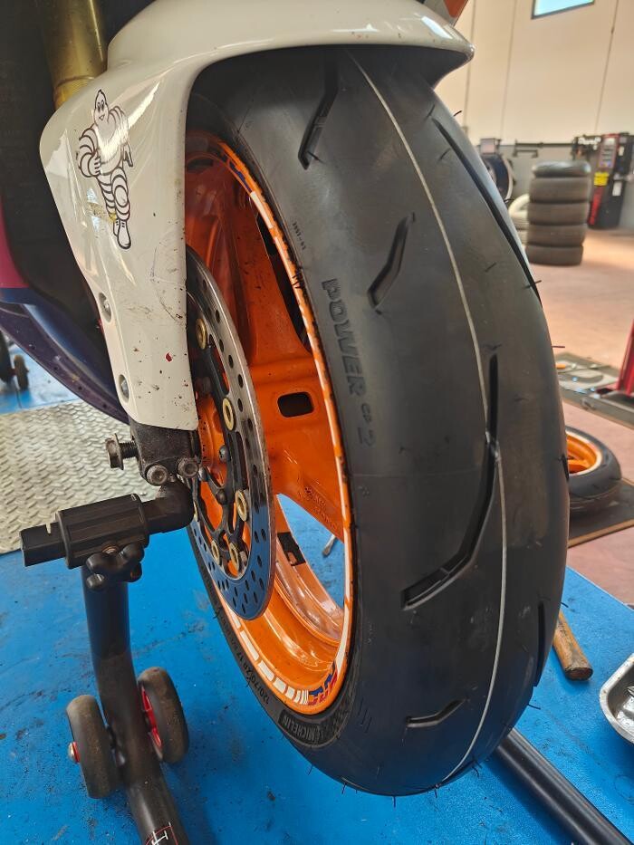 Images Euromaster C.S.P. Pneumatici