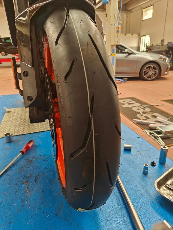 Images Euromaster C.S.P. Pneumatici