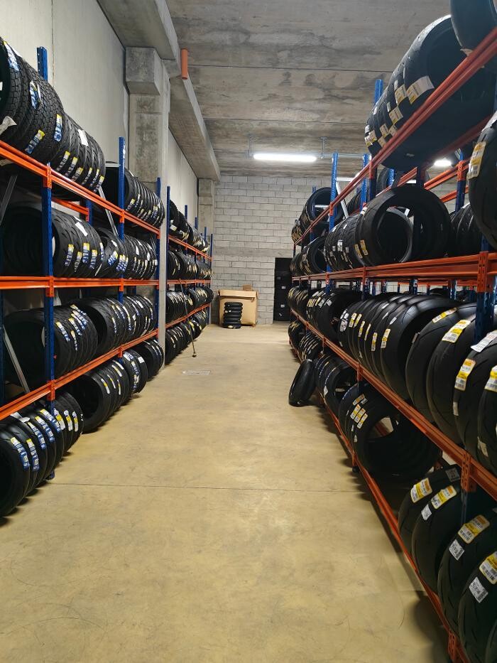 Images Euromaster C.S.P. Pneumatici