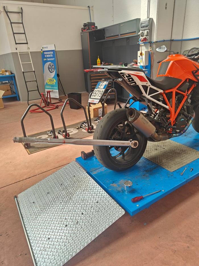 Images Euromaster C.S.P. Pneumatici