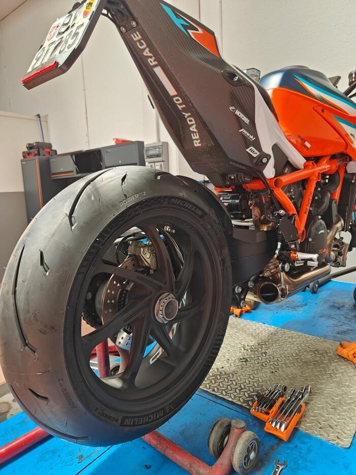 Images Euromaster C.S.P. Pneumatici