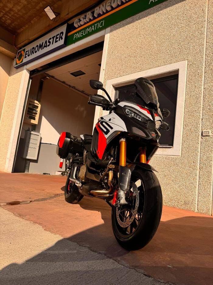 Images Euromaster C.S.P. Pneumatici