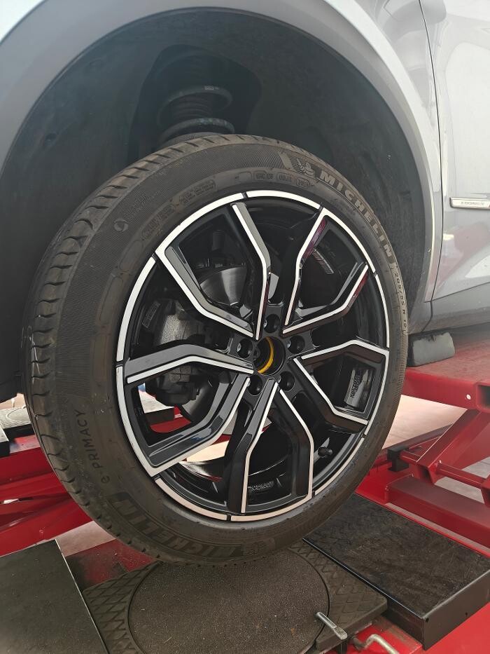 Images Euromaster C.S.P. Pneumatici