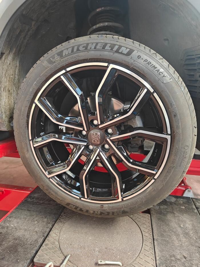 Images Euromaster C.S.P. Pneumatici