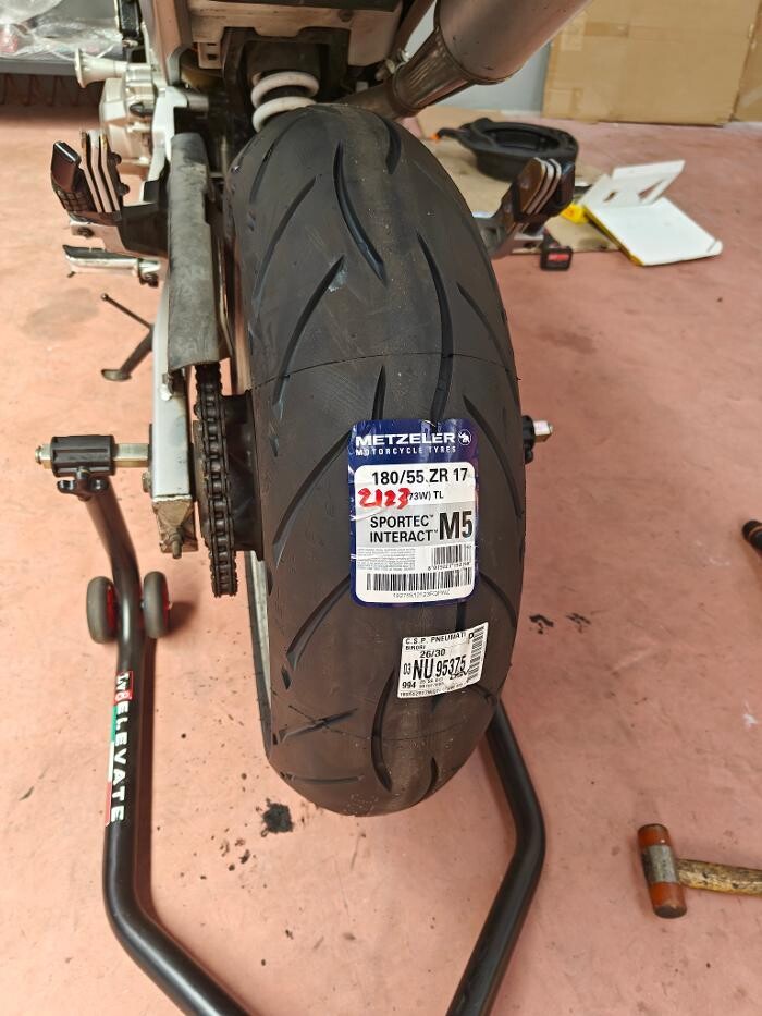 Images Euromaster C.S.P. Pneumatici