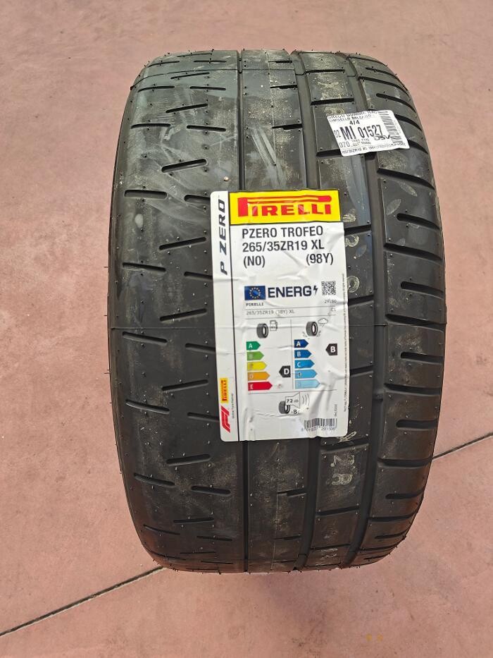 Images Euromaster C.S.P. Pneumatici