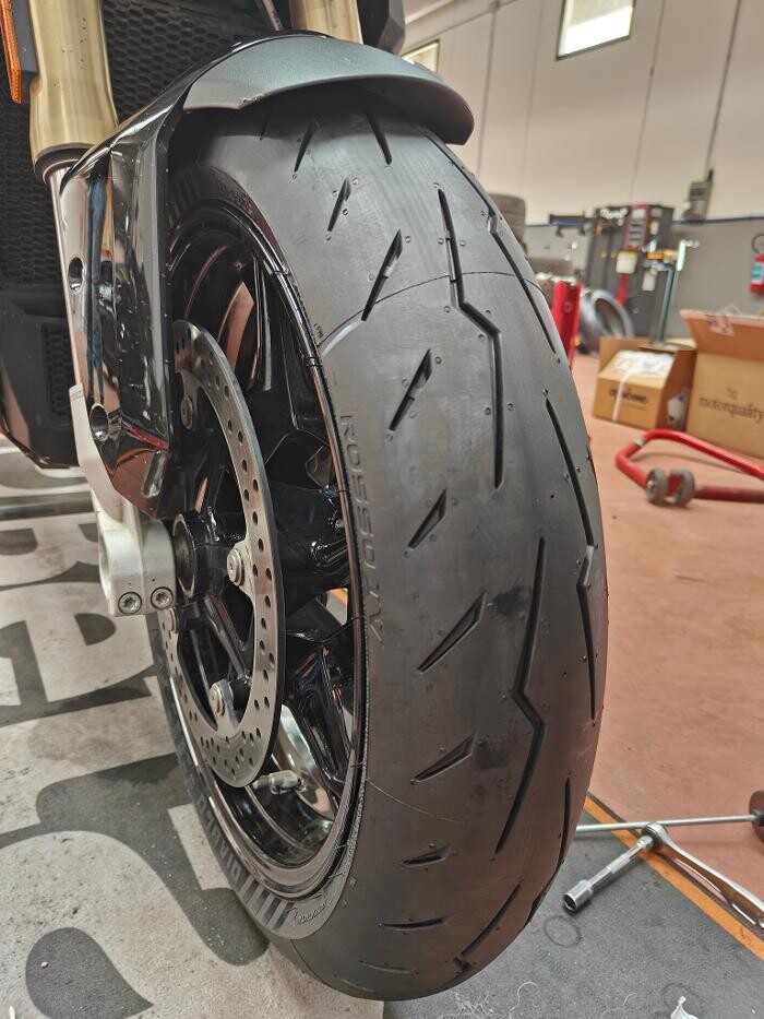 Images Euromaster C.S.P. Pneumatici