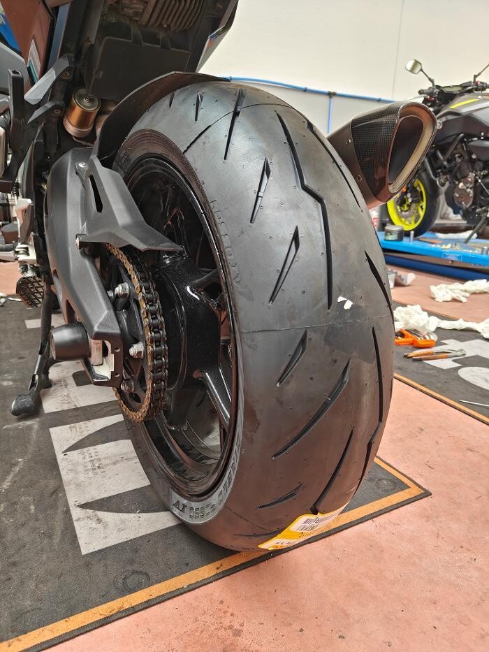 Images Euromaster C.S.P. Pneumatici