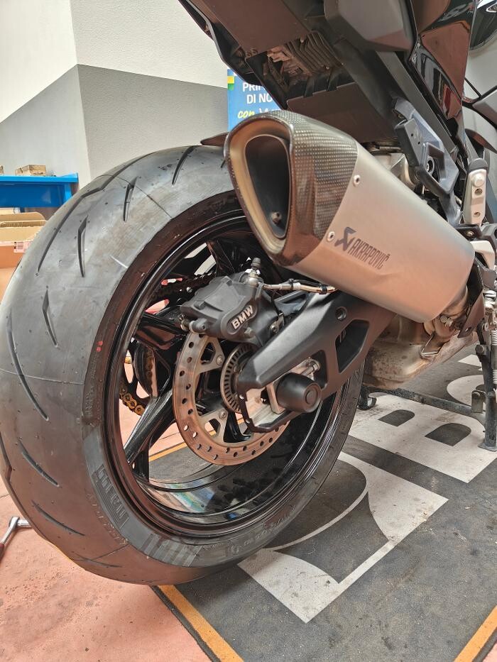 Images Euromaster C.S.P. Pneumatici