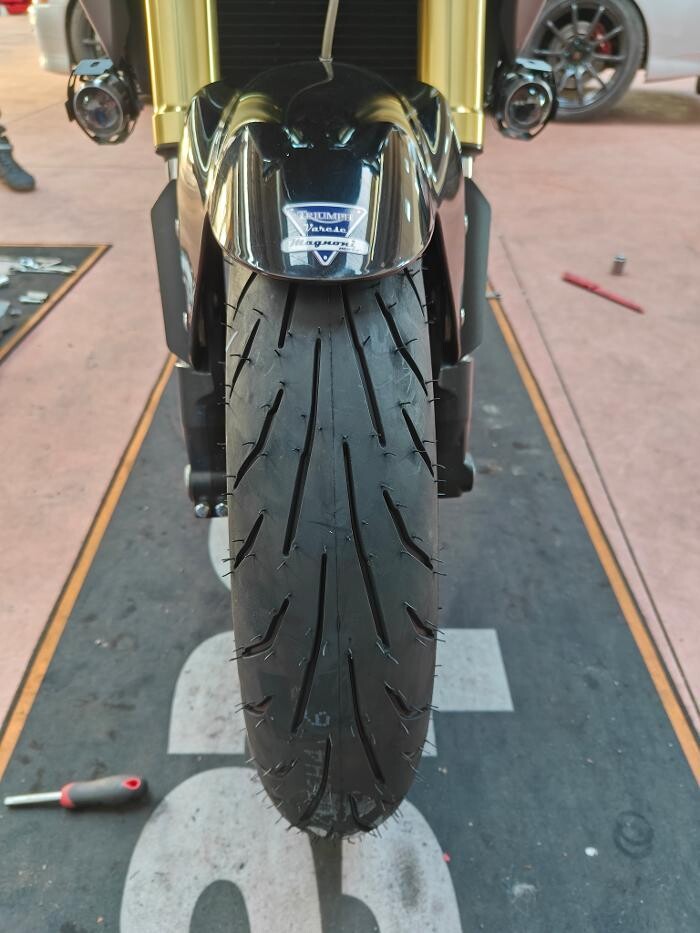 Images Euromaster C.S.P. Pneumatici