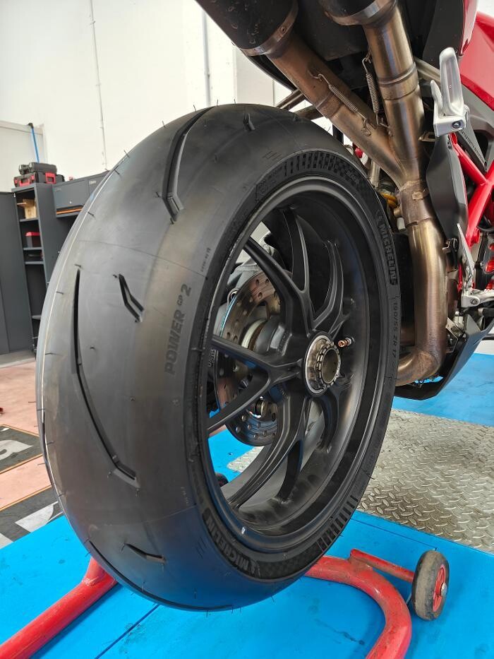 Images Euromaster C.S.P. Pneumatici