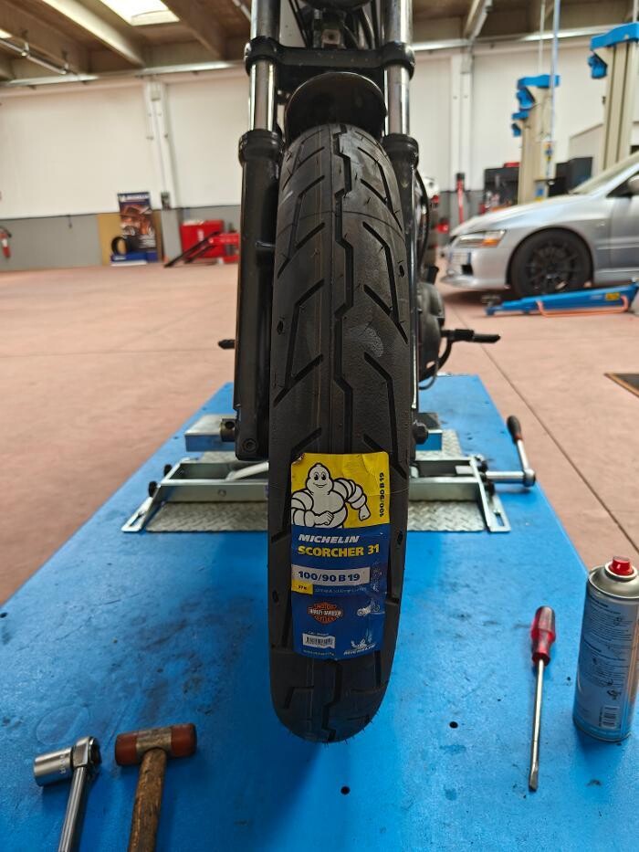 Images Euromaster C.S.P. Pneumatici