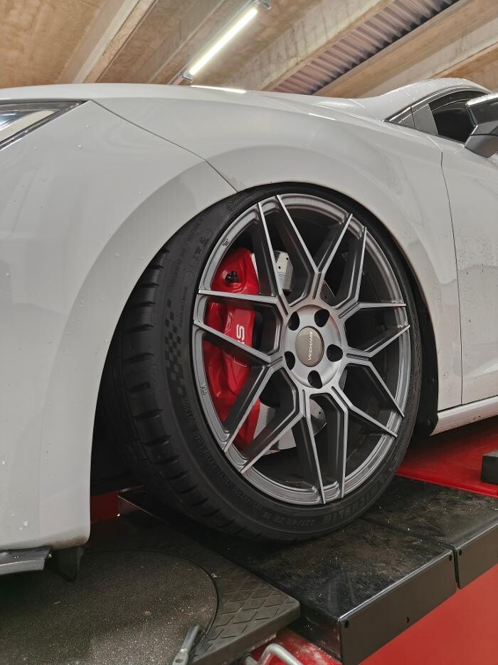 Images Euromaster C.S.P. Pneumatici