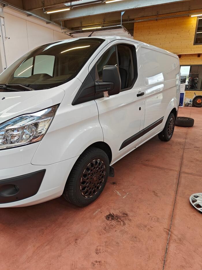 Images Euromaster C.S.P. Pneumatici