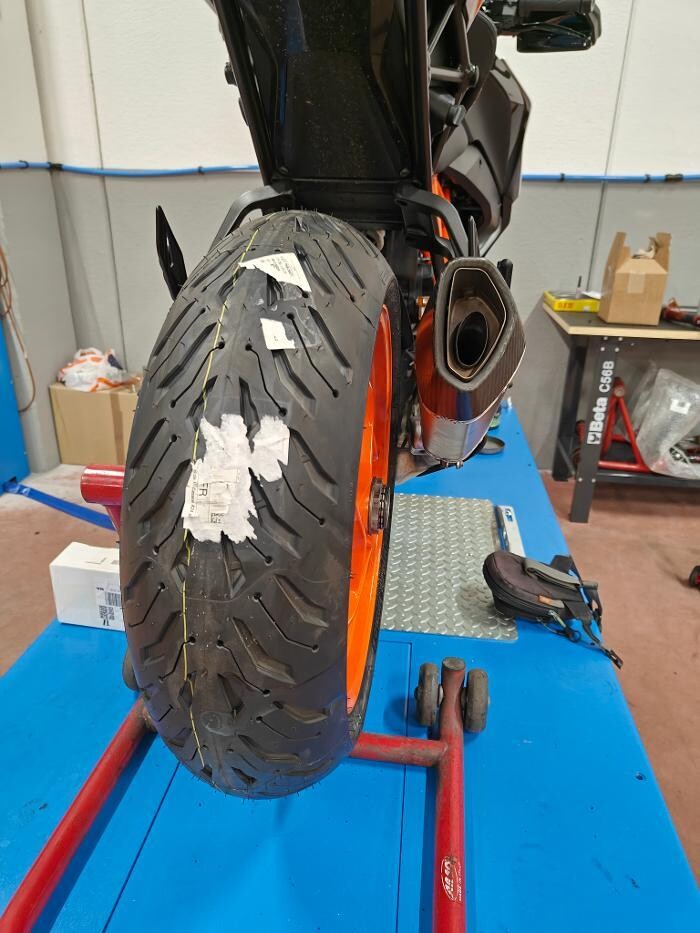 Images Euromaster C.S.P. Pneumatici