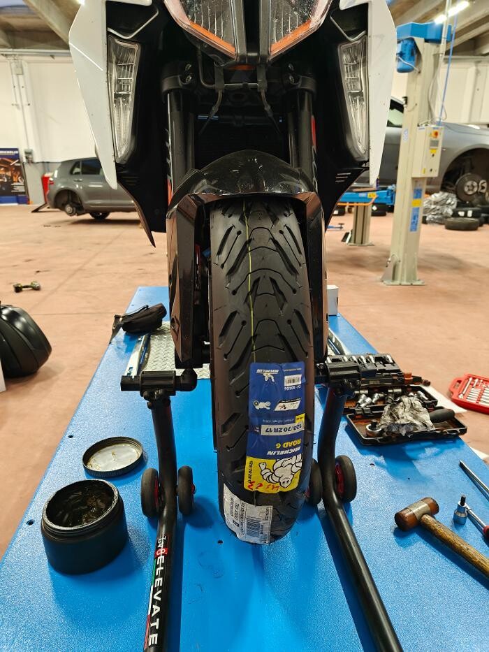 Images Euromaster C.S.P. Pneumatici