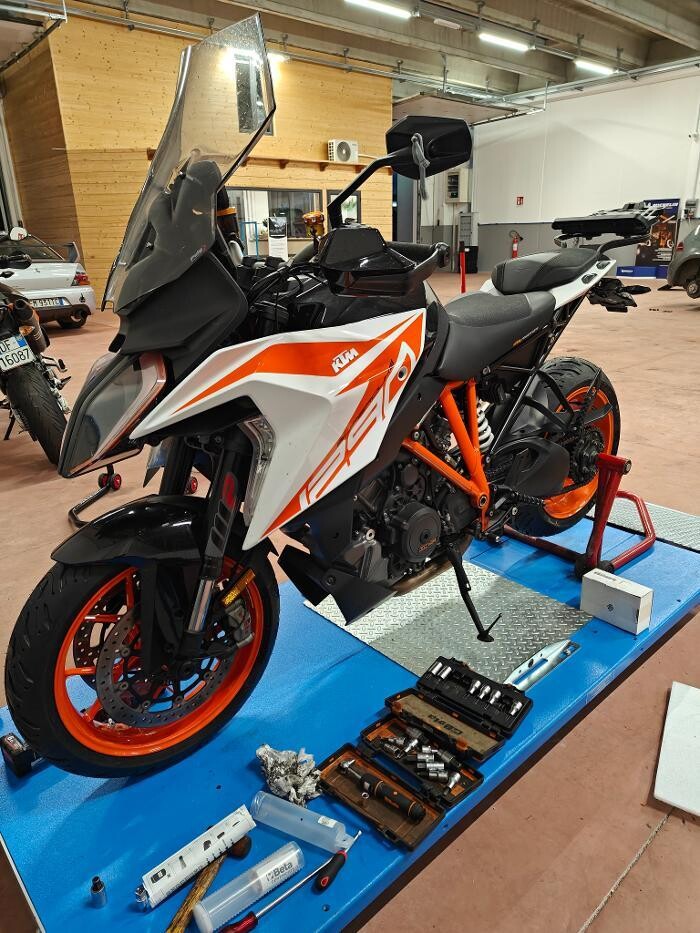 Images Euromaster C.S.P. Pneumatici