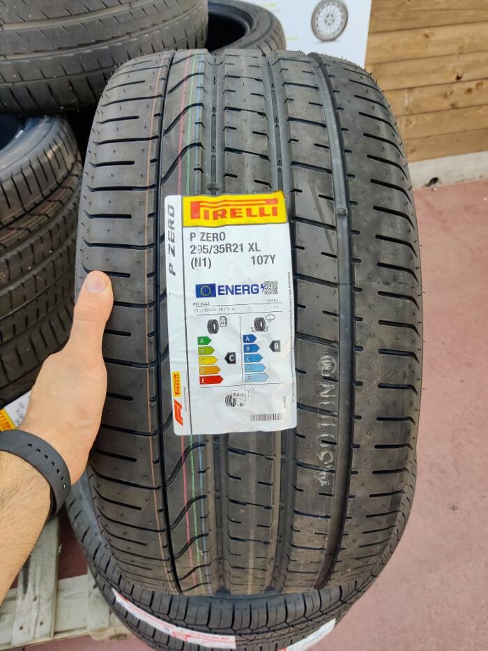 Images Euromaster C.S.P. Pneumatici