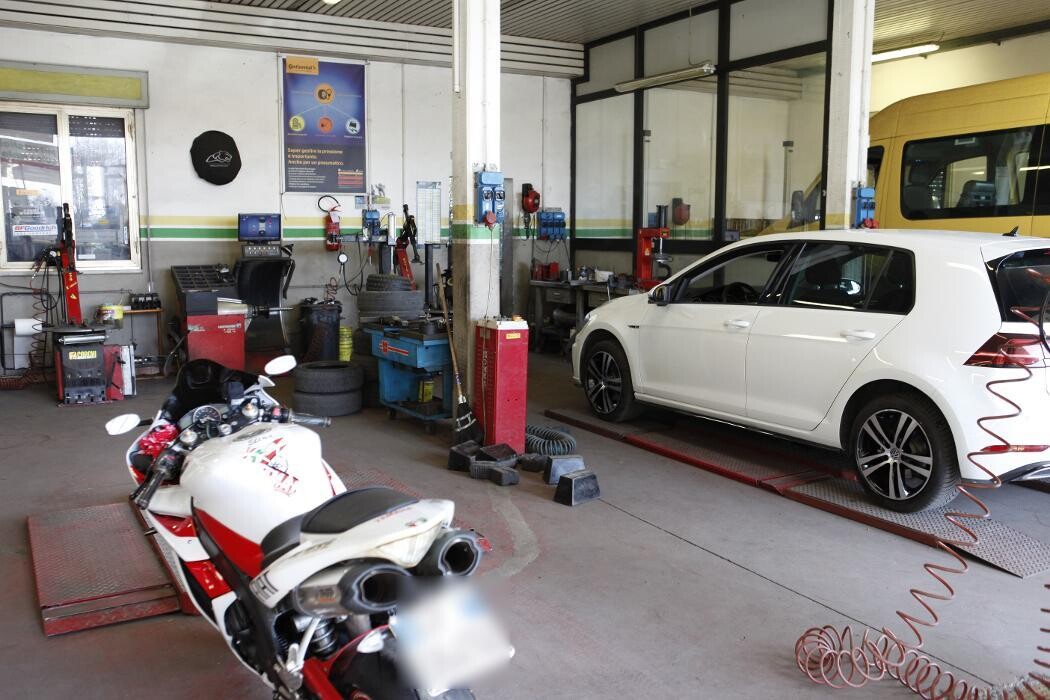 Images Euromaster Codega Pneumatix