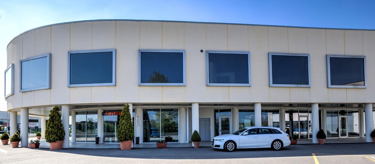 Images Studio Finstral Alessandria - finestre, porte d'ingresso, pareti vetrate