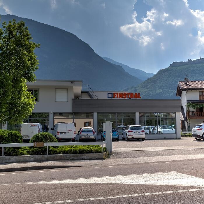 Images Studio Finstral Calliano - finestre, porte d'ingresso, pareti vetrate