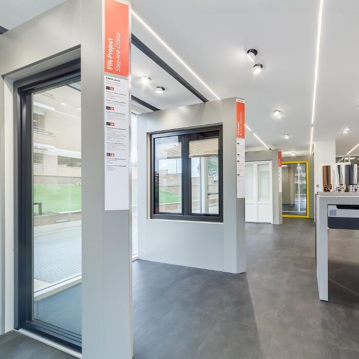 Images Studio Finstral Roma - finestre, porte d'ingresso, pareti vetrate