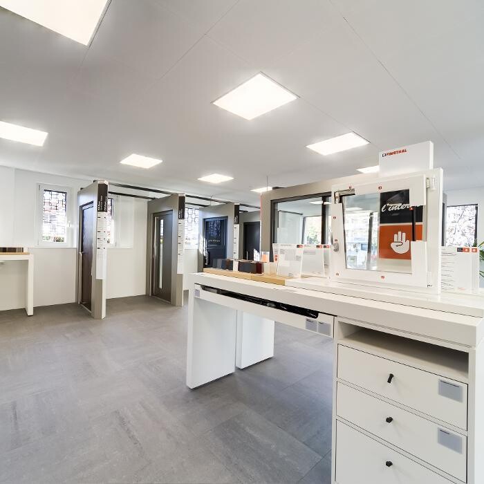 Images Studio Finstral Merano - Fenster, Haustüren, Glaswände - finestre, porte d'ingresso, pareti vetrate