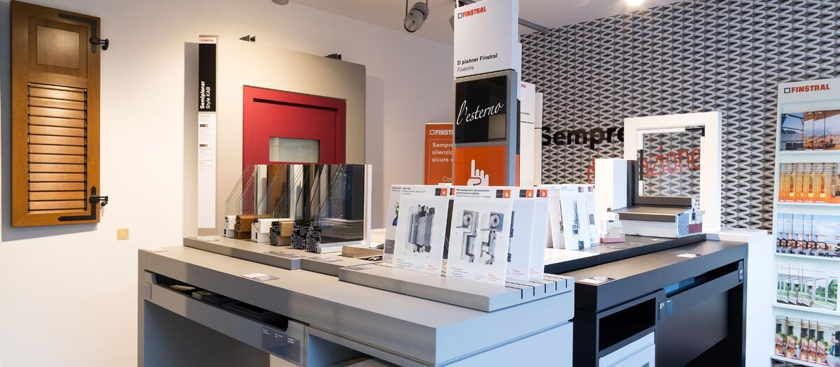 Images Studio Finstral Bolzano - Fenster, Haustüren - finestre, porte d'ingresso