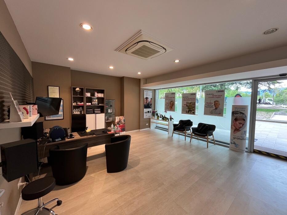 Images AudioVita Merano - parte di Audika Centri Acustici