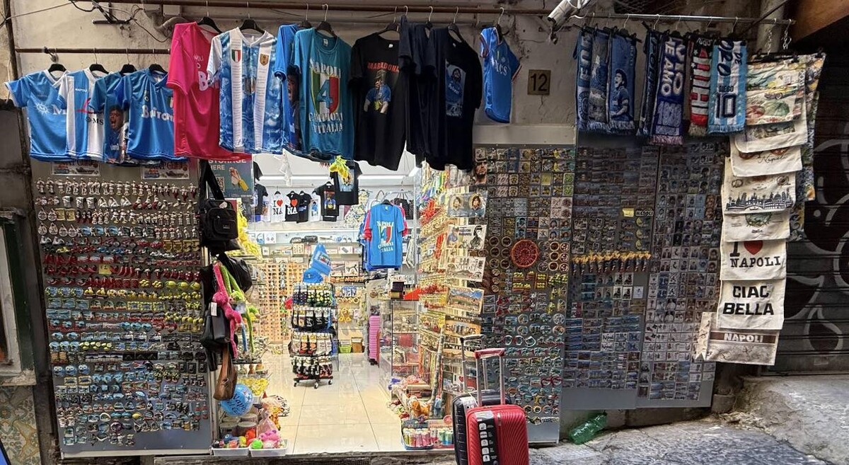 Images Radical Storage - Luggage Storage Galleria Umberto I