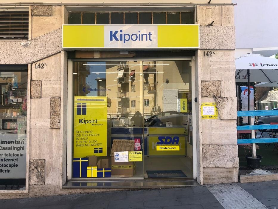 Images Luggage Storage Near Roma Tiburtina Station - Radical Storage