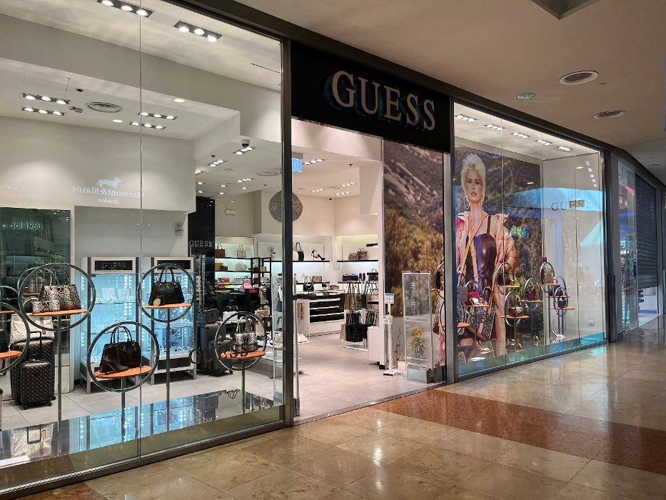 Images GUESS ACCESSORIES
