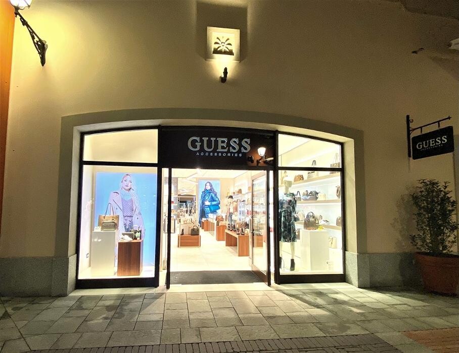 Images GUESS ACCESSORIES