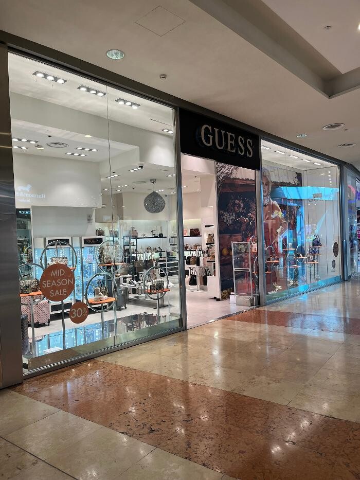Images GUESS ACCESSORIES