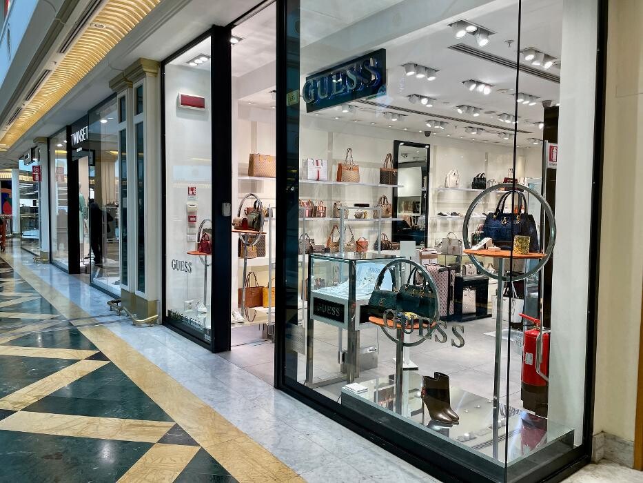 Images GUESS ACCESSORIES