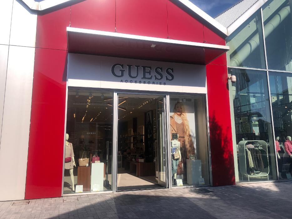 Images GUESS ACCESSORIES