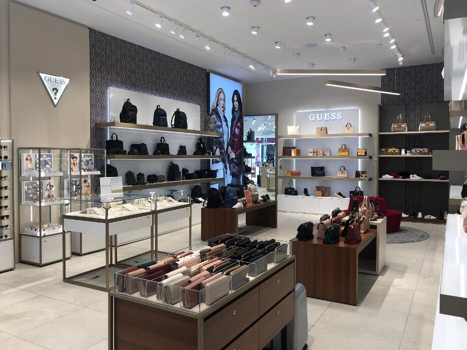 Images GUESS ACCESSORIES
