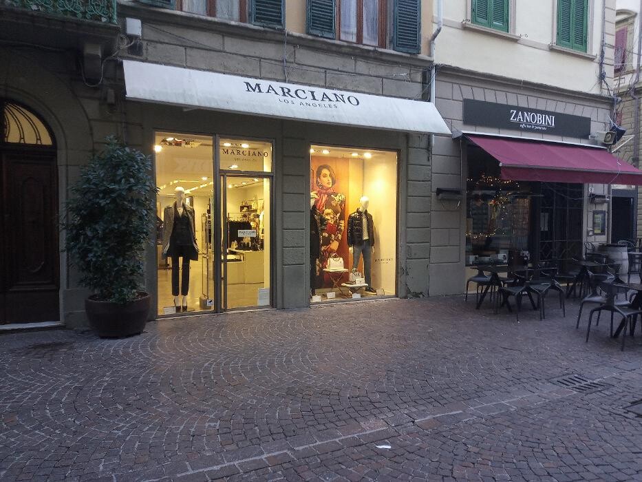 Images MARCIANO GUESS