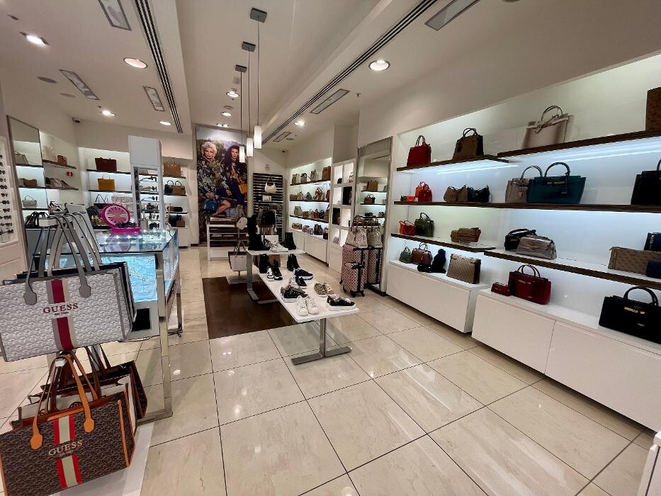 Images GUESS ACCESSORIES